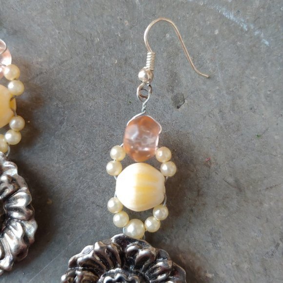 Handmade Earrings Silver Metal Flower and Pearl Bead Recycled Repurposed - Picture 3 of 6